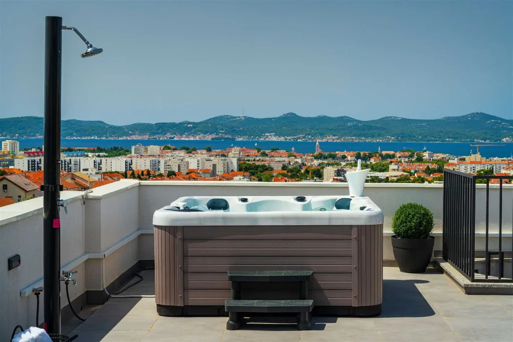 Penthouse Apartment in Zadar for 6 Guests