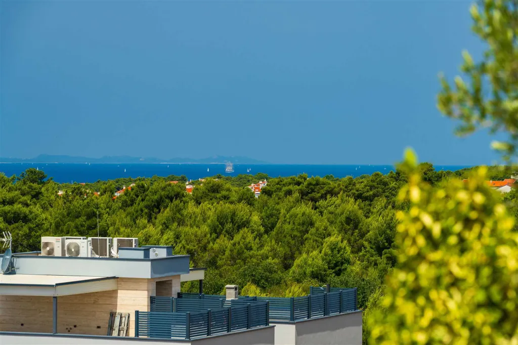 Penthouse Apartment in Zadar for 6 Guests