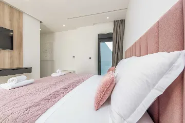 Villa with Sea View and Pool in Bibinje