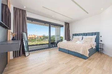 Villa with Sea View and Pool in Bibinje