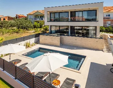 Villa with Sea View and Pool in Bibinje
