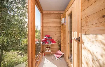 Spacious 4-Bedroom Villa in Zadar (Zemunik Donji)