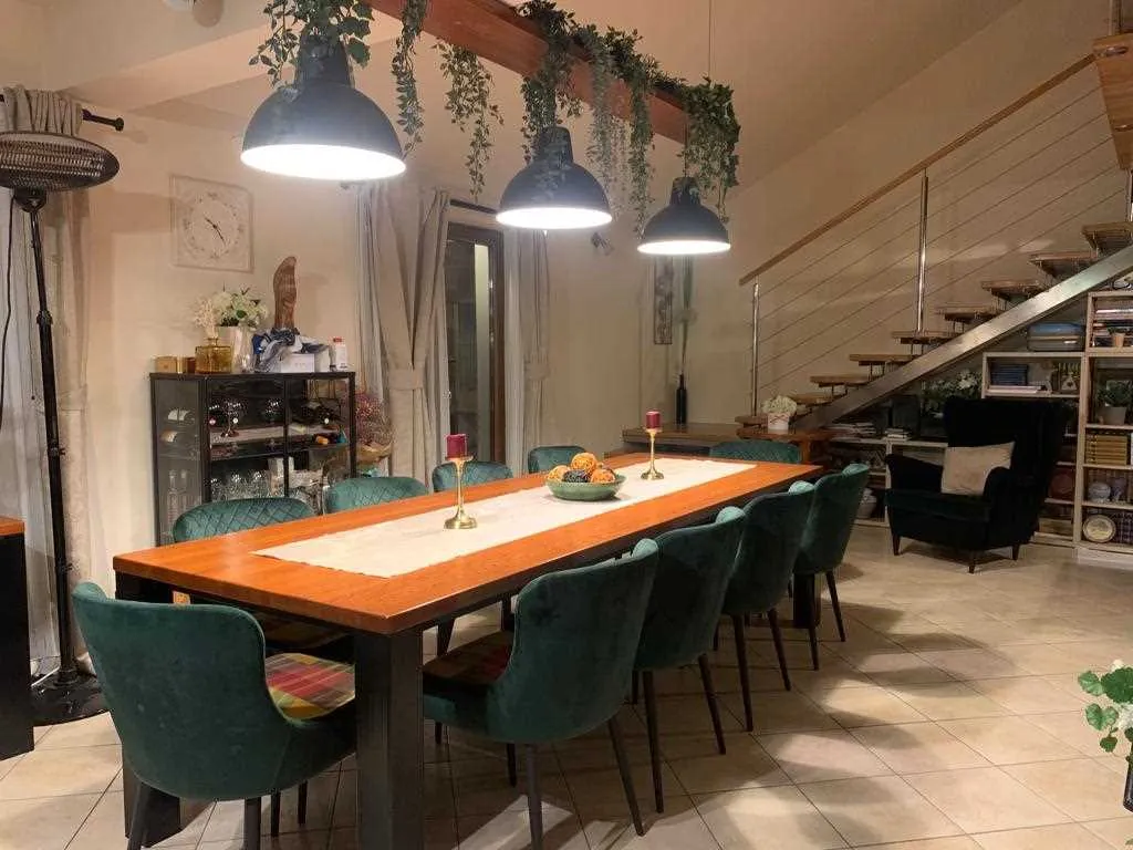 Spacious 4-Bedroom Villa in Zadar (Zemunik Donji)
