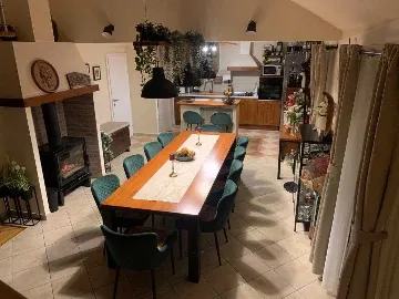 Spacious 4-Bedroom Villa in Zadar (Zemunik Donji)