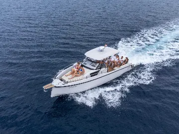 Spacious 4-Bedroom Villa in Zadar (Zemunik Donji)