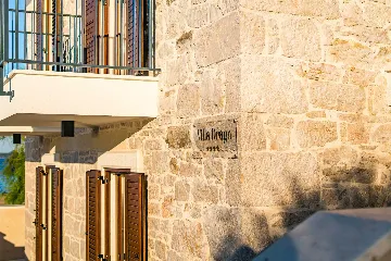 Heated Infinity Pool Seafront Villa in Zadar