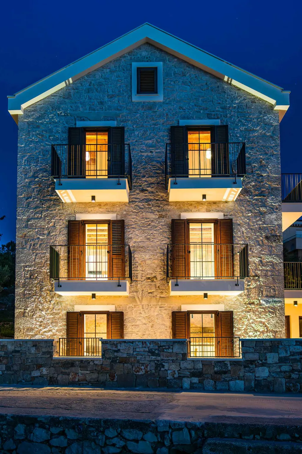 Heated Infinity Pool Seafront Villa in Zadar