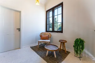 Heated Infinity Pool Seafront Villa in Zadar