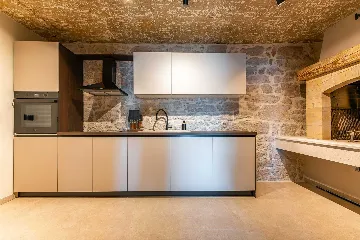 Heated Infinity Pool Seafront Villa in Zadar