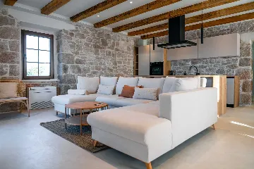 Heated Infinity Pool Seafront Villa in Zadar