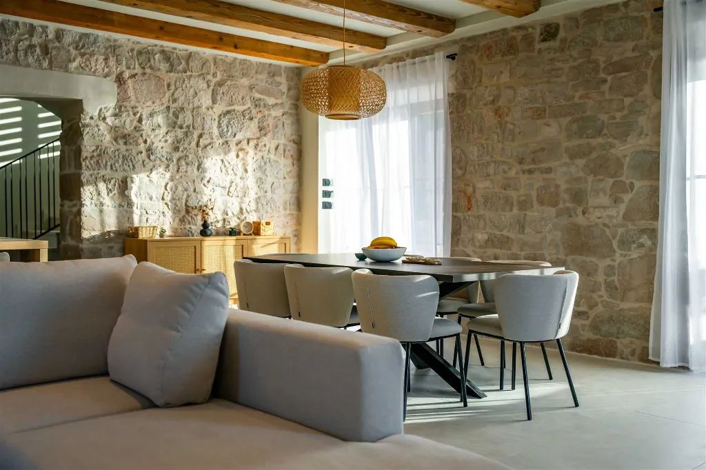Heated Infinity Pool Seafront Villa in Zadar