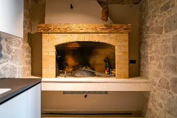 Heated Infinity Pool Seafront Villa in Zadar