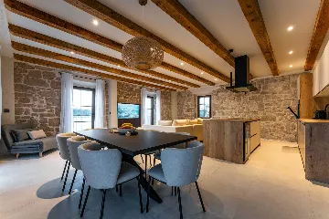 Heated Infinity Pool Seafront Villa in Zadar