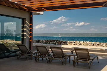 Seafront Villa in Dobropoljana, Otok Pašman