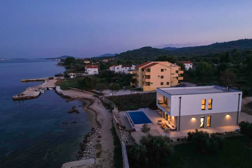 Seafront Villa in Dobropoljana, Otok Pašman