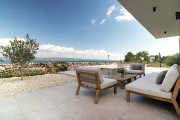 Seafront Villa in Dobropoljana, Otok Pašman