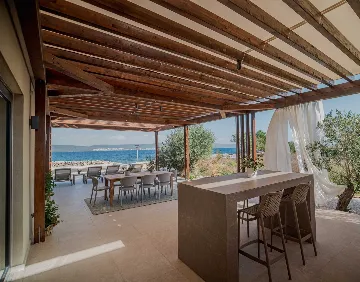 Seafront Villa in Dobropoljana, Otok Pašman