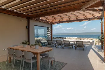 Seafront Villa in Dobropoljana, Otok Pašman