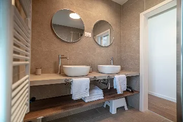 Seafront Villa in Dobropoljana, Otok Pašman