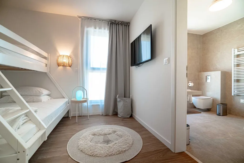 Seafront Villa in Dobropoljana, Otok Pašman