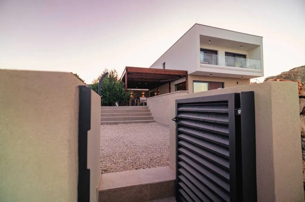 Seafront Villa in Dobropoljana, Otok Pašman