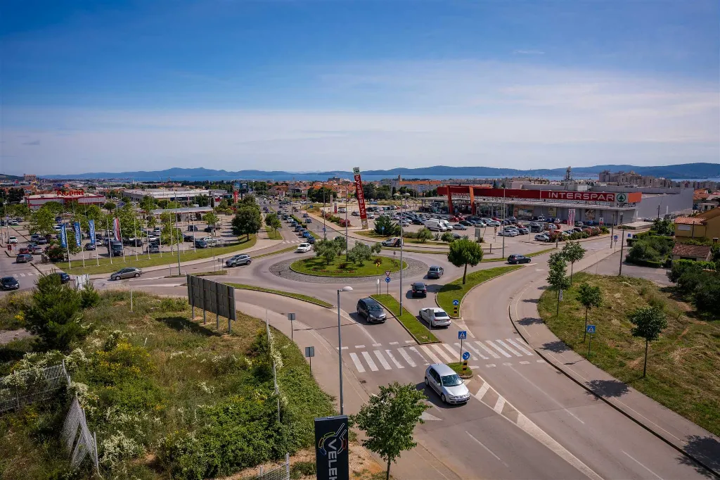Air-Conditioned 2-Bedroom Apartment in Zadar