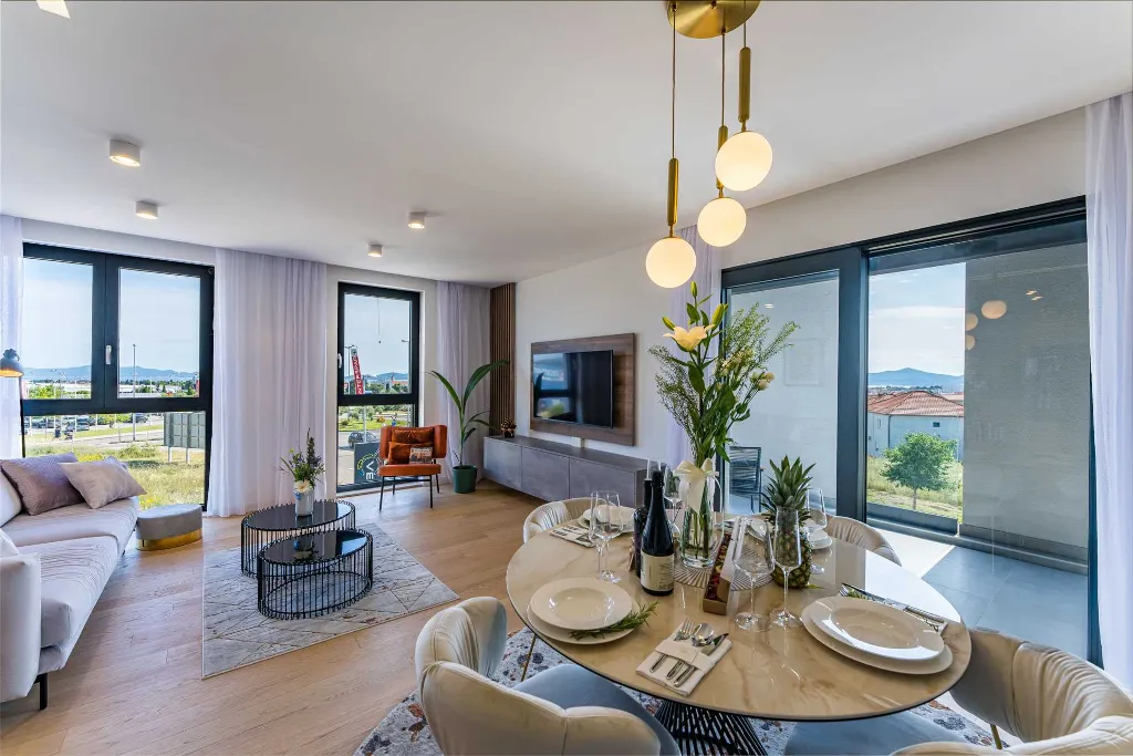 Air-Conditioned 2-Bedroom Apartment in Zadar