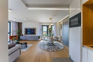 Air-Conditioned 2-Bedroom Apartment in Zadar