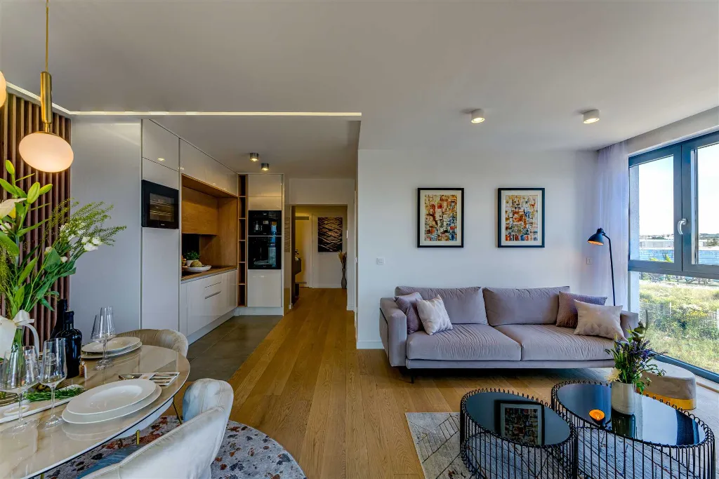 Air-Conditioned 2-Bedroom Apartment in Zadar