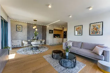 Air-Conditioned 2-Bedroom Apartment in Zadar