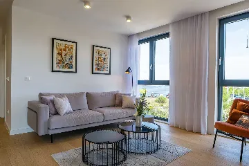 Air-Conditioned 2-Bedroom Apartment in Zadar