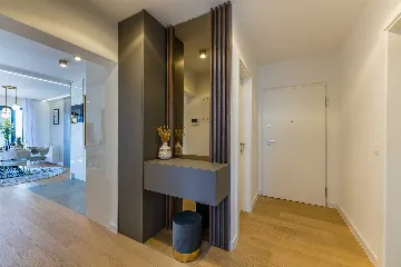 Air-Conditioned 2-Bedroom Apartment in Zadar