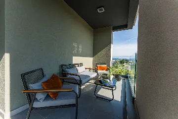 Air-Conditioned 2-Bedroom Apartment in Zadar