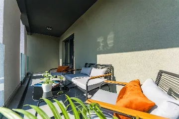 Air-Conditioned 2-Bedroom Apartment in Zadar