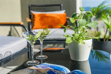 Air-Conditioned 2-Bedroom Apartment in Zadar