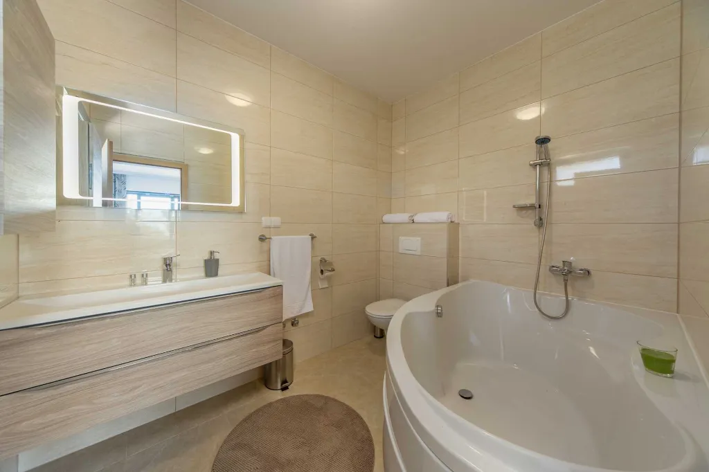 4-Bedroom Villa in Starigrad Paklenica for Up to 10