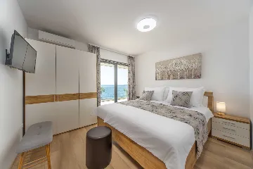 4-Bedroom Villa in Starigrad Paklenica for Up to 10