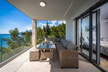 4-Bedroom Villa in Starigrad Paklenica for Up to 10