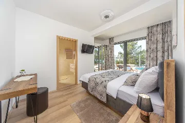 4-Bedroom Villa in Starigrad Paklenica for Up to 10