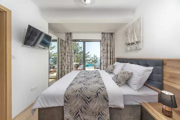 4-Bedroom Villa in Starigrad Paklenica for Up to 10