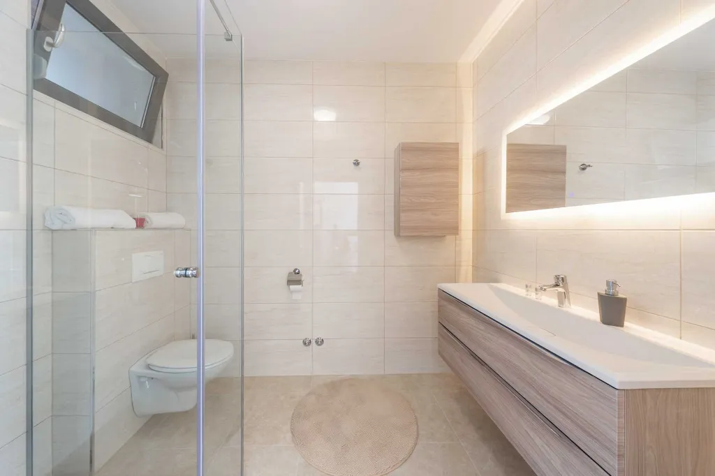 4-Bedroom Villa in Starigrad Paklenica for Up to 10