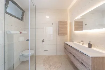 4-Bedroom Villa in Starigrad Paklenica for Up to 10