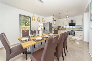4-Bedroom Villa in Starigrad Paklenica for Up to 10