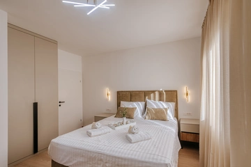 Petrčane Apartment with Private Pool & Jacuzzi