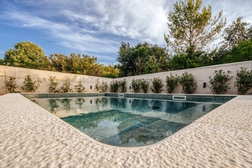 Petrčane Apartment with Private Pool & Jacuzzi