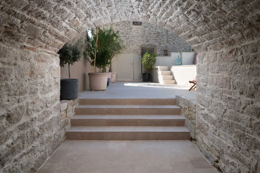 Stone Villa in Božava with Private Swimming Pool