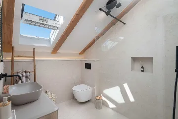 Stone Villa in Božava with Private Swimming Pool