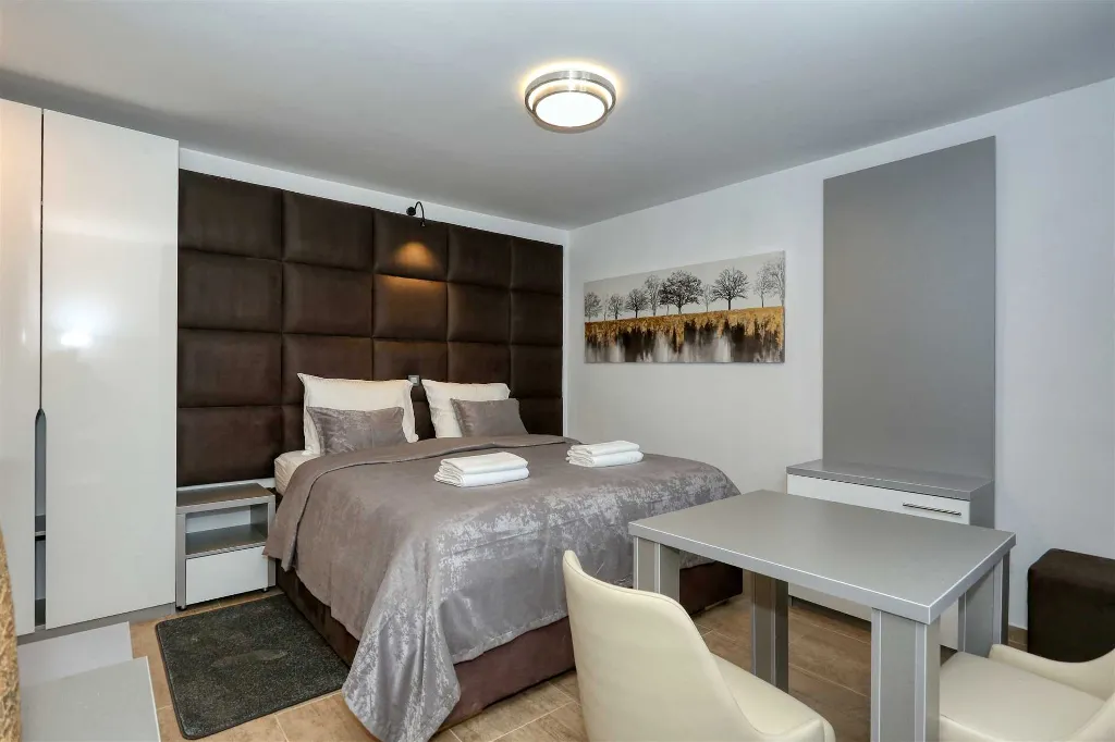 Central Zadar Apartment for 2 Guests by the Adriatic