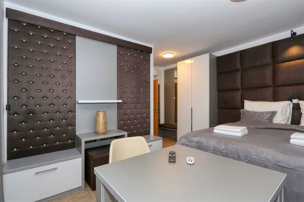 Central Zadar Apartment for 2 Guests by the Adriatic