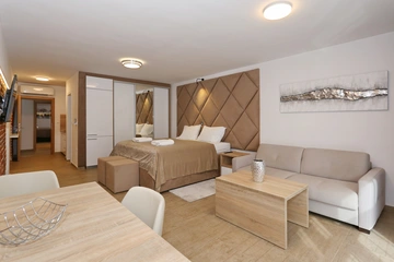 Studio Apartment in Zadar for Up to 2 Guests